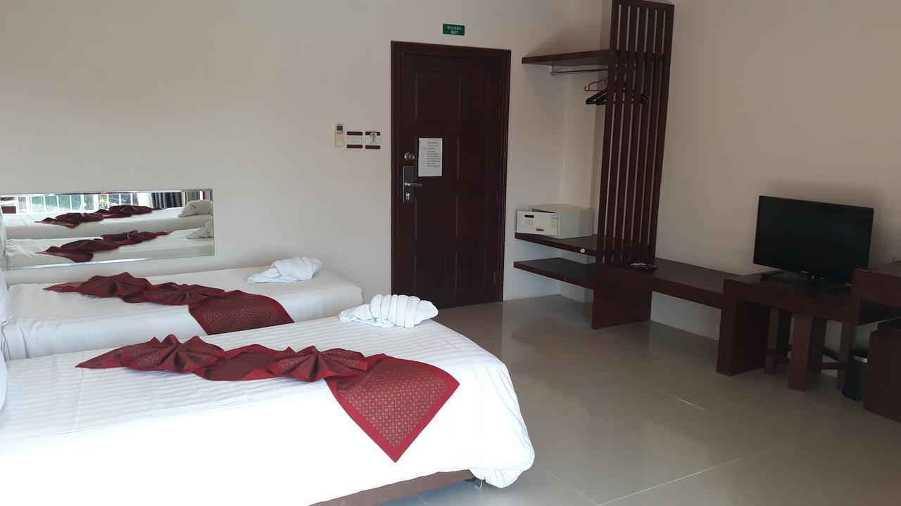 7 Sky Residency Hotel Patong Exterior photo