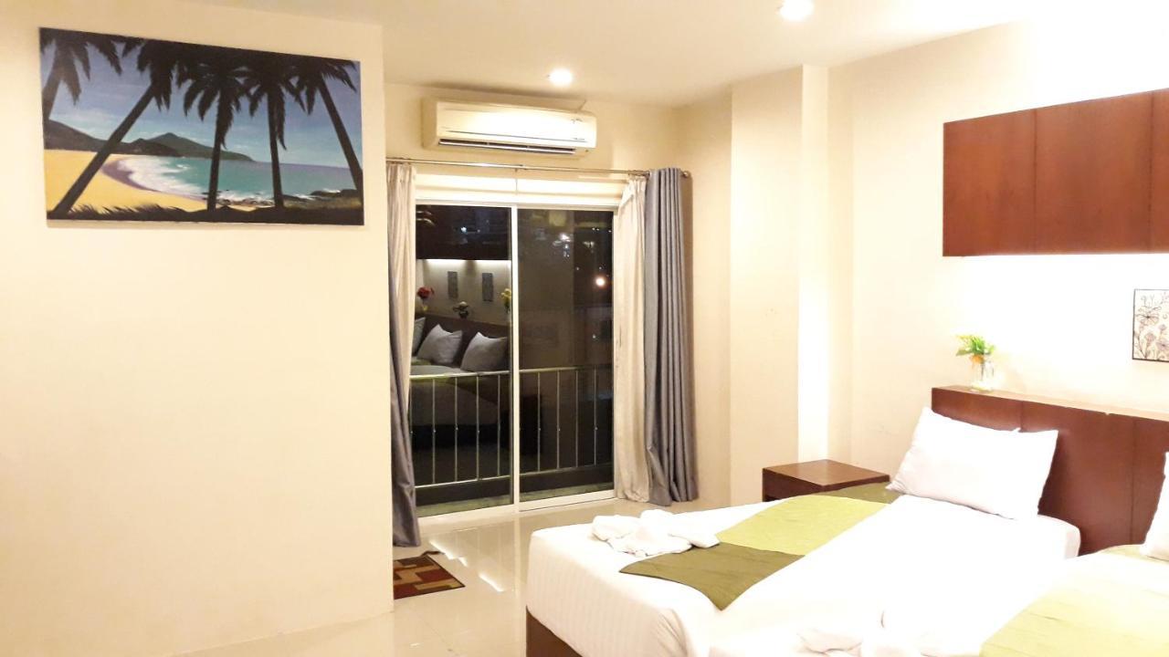 7 Sky Residency Hotel Patong Exterior photo