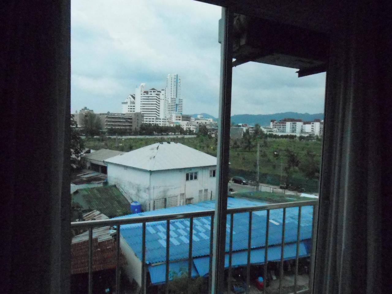 7 Sky Residency Hotel Patong Exterior photo